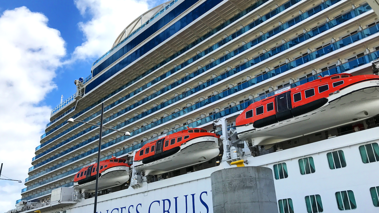 Cruise News - Test Sailings are a GO but lawsuits still ongoing
