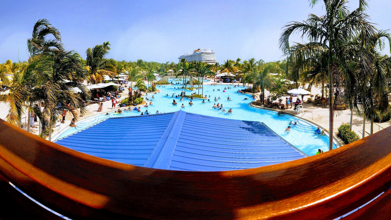 🛳 Cruise Line News - Carnival Corp Resumes Cruising - Bahamas Return To Cruising Plan Announced