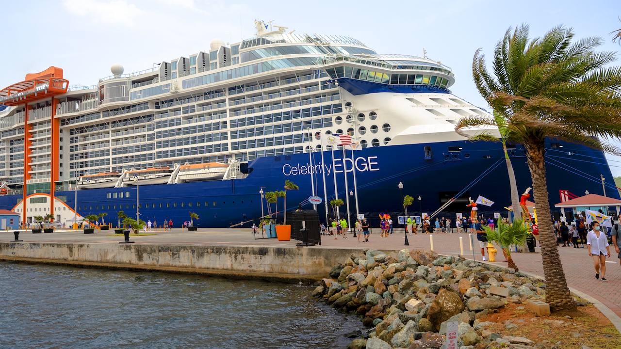 What to Wear on Celebrity Cruises